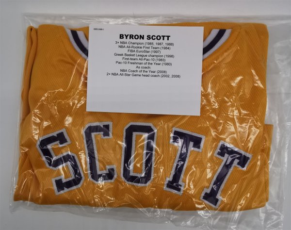 Autographed Basketball Jersey Byron Scott #4 Los Angeles Lakers