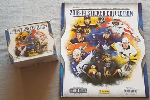 Panini NHL Hockey Eishockey Sticker 2018-19 Box  50 Packs a 5 Sticker + 1 Album